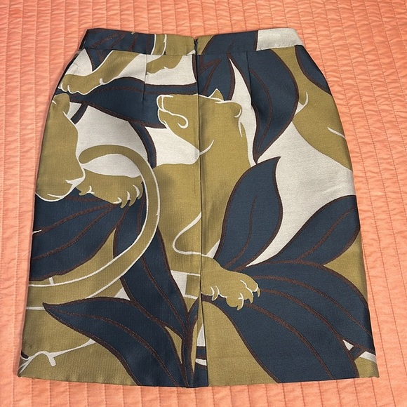 Ann Taylor NWT Jacquard Lioness Cougar Panther Jungle Motif Skirt size 4 - Picture 8 of 15